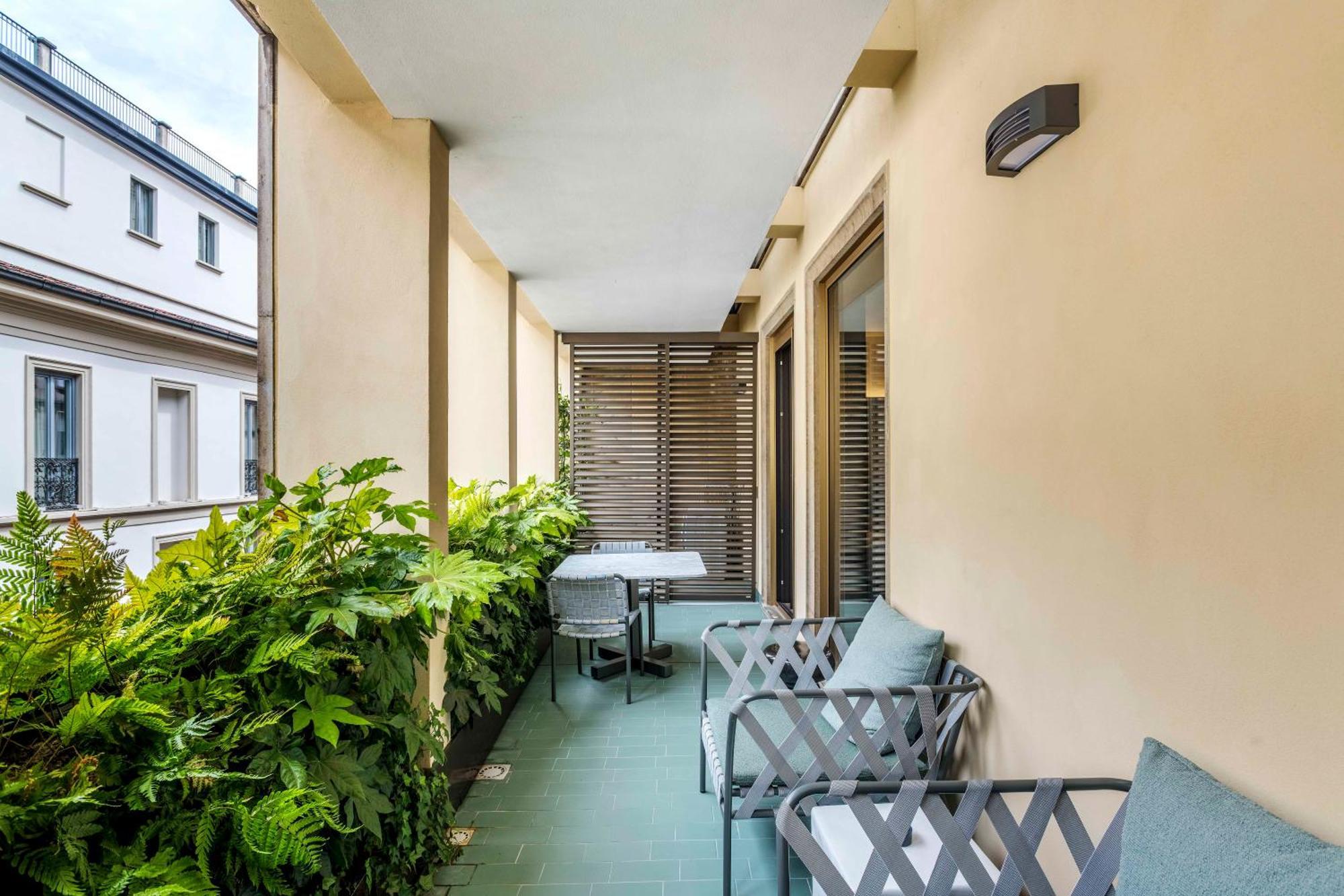 Dhome Milan Bagian luar foto